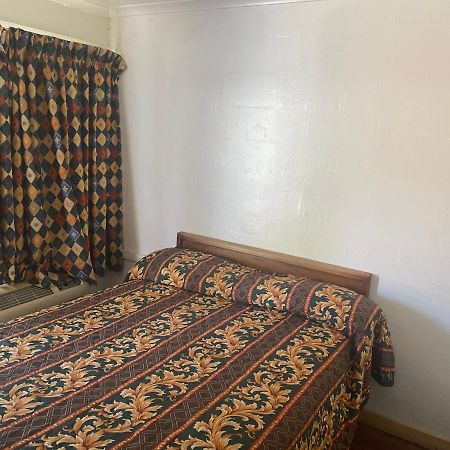 Johnston'S Motel Гарбервил Екстериор снимка