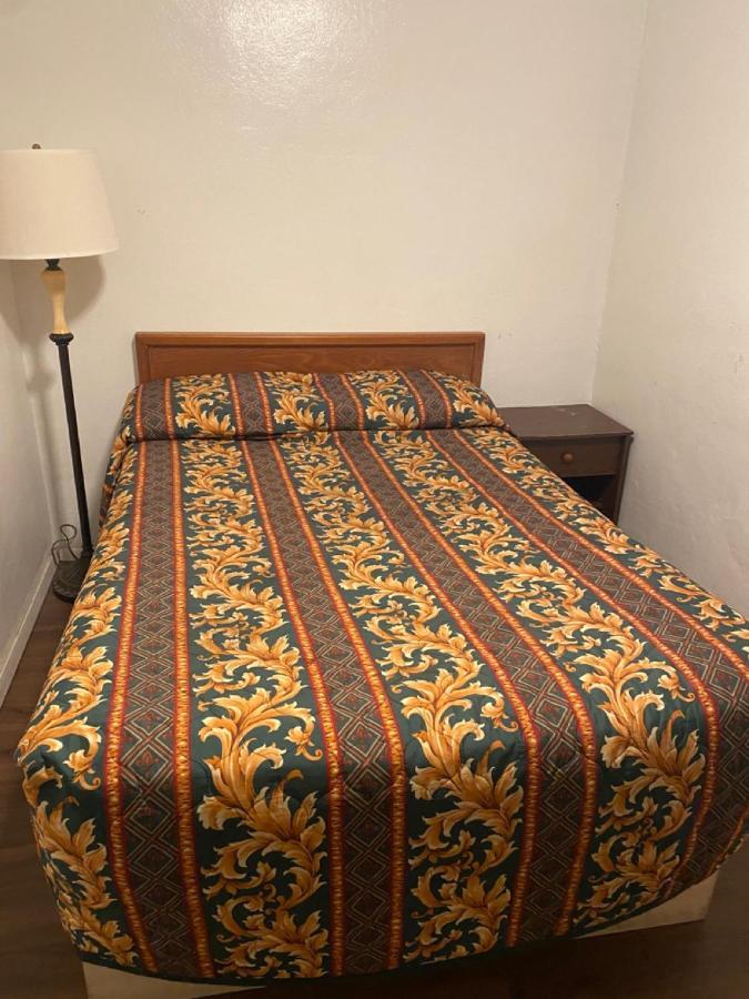 Johnston'S Motel Гарбервил Екстериор снимка